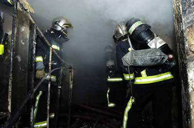les sapeurs en plein feu du courage sa va finir